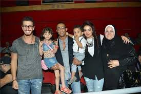 Jul 01, 2021 · وعلقت مها، على الصورة التى يظهر فيها الراحل عزت أبوعوف مع زوجته وأولاده قائلة: Ù…Ø­Ù…Ø¯ Ø±Ù…Ø¶Ø§Ù† ÙŠÙ†ØªØ¸Ø± Ù…ÙˆÙ„ÙˆØ¯Ø© Ø¬Ø¯ÙŠØ¯Ø© ÙˆÙŠÙØ§Ø¬Ø¦ Ø§Ù„Ø¬Ù…Ù‡ÙˆØ± Ø¨Ø§Ù„Ø§Ø³Ù… Ø§Ù„Ø°ÙŠ Ø³ÙŠØ·Ù„Ù‚Ù‡ Ø¹Ù„ÙŠÙ‡Ø§
