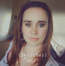 Leah Knowles's Instagram, Twitter & Facebook