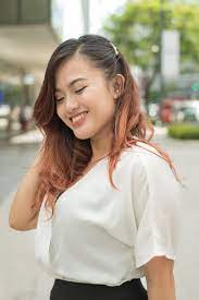 Hairstyles | 12.5b people have watched this. 25 Hair Clip Looks That You Must Try Now All Things Hair Ph