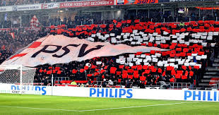 Samenstellingen worden zo veel mogelijk aaneengeschreven, maar tussen een cijfer en de rest van de samenstelling moet een. Mogelijk 50 Jarige Huwelijksfeest In Philips Stadion Voor Opa En Oma Van Tom Van Gennip Oss E O Bd Nl