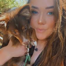 Looking for a masseuse who does good deep tissue massages.