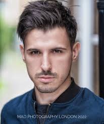 Charlie Earle (@CharlieEarle)