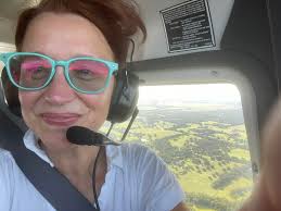 Be a flight attendant in life's turbulence