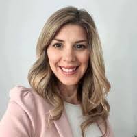 Debra Saari's Instagram, Twitter & Facebook