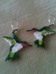 Hecho A Mano Del Colibri Pendientes Handbeaded Colibri Pendientes With Images Hummingbird Earrings Seed Bead Patterns Beaded Earrings Patterns