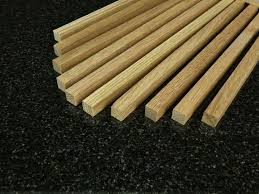 10 Quadratstabe Eiche 11 5 X 11 5 Mm Lange 1150 Mm Quadratleisten Holzleisten Holzleisten Holz Leisten