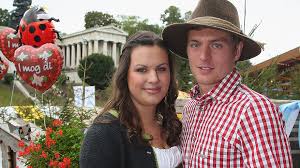 Content 1 wiki 2 salary & net worth 3 lovelife 4 tattoo 5 family 6 car 7 house. Toni Kroos Future Furniture