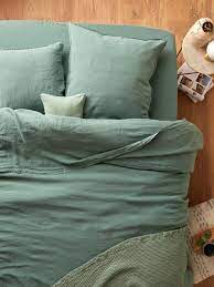 Toutes les tailles de lits sont disponibles. Housse De Couette En Lin Lave Cocoon Vert Maison Vetement Et Deco Cyrillus