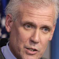 Press secretary Snow quits for bigger salary