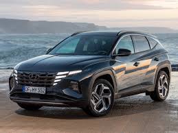 Tucson pushes the boundaries of the segment with dynamic design and advanced features. Hyundai Tucson 2021 Pictures Information Specs