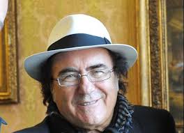Tra case e chiese una donna sta cercando chi non c'è più e nel tuo nome quanta gente non tornerà. Cellino San Marco Al Compleanno Di Al Bano Anche Le Torte Sono Separate La Gazzetta Del Mezzogiorno