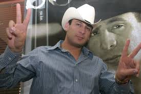 Revelan Nuevos Indicios Del Dia Que Fallecio Valentin Elizalde Video 24 Horas Puebla Compartilhar no facebook compartilhar no twitter. revelan nuevos indicios del dia que