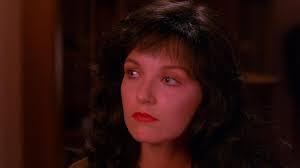 Watch Twin Peaks