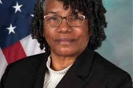 McLarahmore receives Stalwart Award