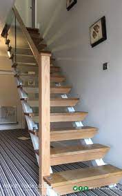 Pin En Glass Staircases