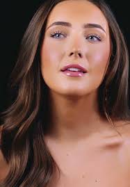 Unchained Melody Lucy Thomas Completa