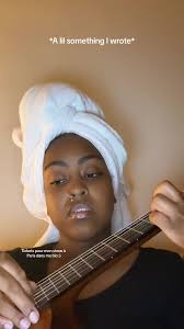 Singing to y’all while my hair dries lol #VoiceEffects #french #folk  #guitar #paris #lovesong