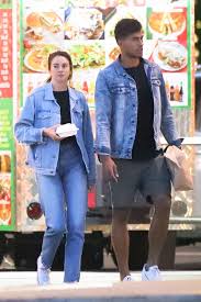 Some photos just surfaced of shailene woodley sharing some serious pda with aussie rugby player ben volavola! Shailene Woodley And Boyfriend Ben Volavola Out In Nyc 18 Gotceleb