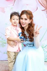 Thông tin hoa hậu nguyễn thu thủy qua đời khiến nhiều người vô cùng xót xa thương tiếc. Cac Máº¹ Bá»‰m Sá»¯a Nhom May Tráº¯ng Há»™i Ngá»™ Trong Tiá»‡c Sinh Nháº­t Con Trai Thu Thá»§y
