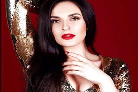 Це схоже на виступ циркових мавпочок. Mila Nitich Predstavit Ukrayinu Na Festivali Slov Yanskij Bazar 07 03 2018 Vsim Ua