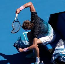 Lesen sie jetzt „schläger zerlegt: Australian Open Zverev Zerschmettert Tennisschlager Nach Niederlage Welt