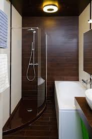 Kleines Badezimmer Gestalten 30 Fliesen Ideen Und Tipps Badezimmer Fliesen Badezimmer Gestalten Badezimmer Fliesen Ideen