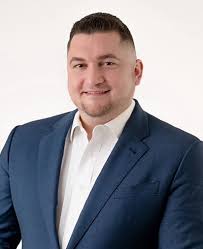 L Tom Burnley financial advisory team