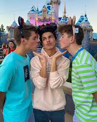 More images for brent rivera instagram » Brent Rivera On Instagram How Girls Take Pictures At Disneyland Artofit