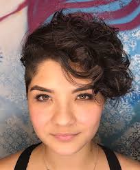 Curly short hair can look. 50 Absolutely New Short Wavy Haircuts For 2020 Hair Adviser