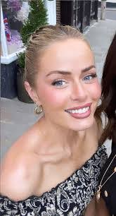 Aimee Latham's Instagram, Twitter & Facebook