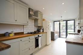 Invest in a set of copper pots and pans for some functional and gorgeous victorian kitchen decor. Terraced House Kitchen Ideas Beautiful Victorian Etens On Modern Interior Design O Terraced House Kitchen Kitchen Ideas Victorian Terrace Terrace House Kitchen