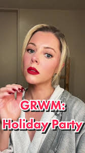 Makeup GRWM: @haimtheband Holiday Party ✨ #grwmmakeup #haim #hollowayhouse  #hannukah #redlip #kylielipkit #makeuprevolution