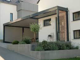 Doppel Carport Mit Hauseingangsuberdachung Und Gerateraum Hinten Brandl Eingang Uberdachung Carports Hausturuberdachung