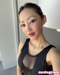 Yeonmi Park  yeonmi_park Nude Leaks OnlyFans Photo 12 - Nudogram v2.1