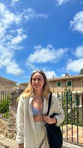 Lois Toulson Style, Clothes, Outfits and Fashion • CelebMafia