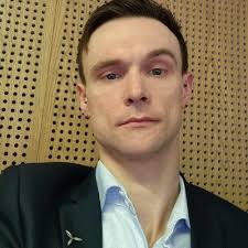 Dan McGrail (@RenewableUKCEO)