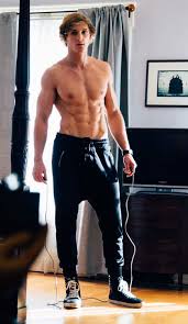 Explore jake paul's dating life, girlfriend. Logan Paul Height Age Youtube Net Worth Brother Family