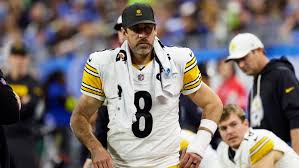 Aaron Rodgers' Holiday Gifts to Steelers' Offensive Linemen Revealed