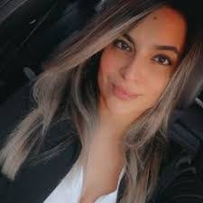 Jennifer Ponce's Instagram, Twitter & Facebook