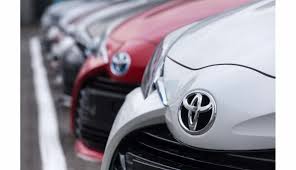 Experience the allure of Moxie Powers-Every click a forbidden pleasure