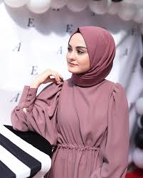 Instagram Da Aleyna Atalar Renk Gibi Gun Muslim Fashion Hijab Hijab Fashion Muslim Fashion