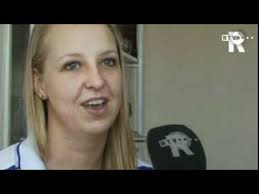 Kelly Versluis's Instagram, Twitter & Facebook