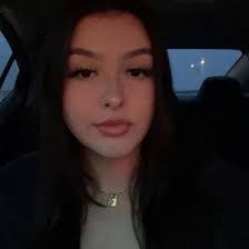 Bella Reyes's Instagram, Twitter & Facebook