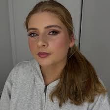 ECHUCA MOAMA MAKEUP ARTIST (@elliemayartistry_) • Instagram photos and  videos