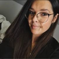 100+ ملفًا شخصيًا يحتوي على “Luberda”