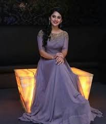 Casual Birthday Party Dresses For Adults Pin By Steffi Henry On Lehenga Gown Party Wear Simple Gowns Dresses