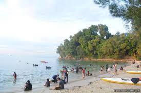 Blue lagoon (pantai tanjung biru). Seronoknya Main Air Di Pantai Blue Lagoon Port Dickson Xplorasi Destinasi