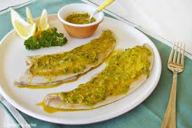 La sogliola alla mugnaia, o a la meunière, per le origini francesi, è una ricetta semplice e veloce da realizzare, dal gusto delicato e deciso allo stesso. Trota In Salsa Verde Cucina Umbra 2 Amiche In Cucina