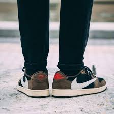 Lift your spirits with funny jokes, trending memes, entertaining gifs, inspiring stories, viral videos, and so much more. Travis Scott X Air Jordan 1 Low Cactus Jack Cq4277 001