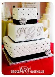 Black And White Wedding Cakes With Bling Not An Elaborate Cake But A Fun Bling Bling Wedding Cake On Valentine 39s Day With Images Bling Wedding Cakes Black And White Wedding Cake White Wedding Cakes